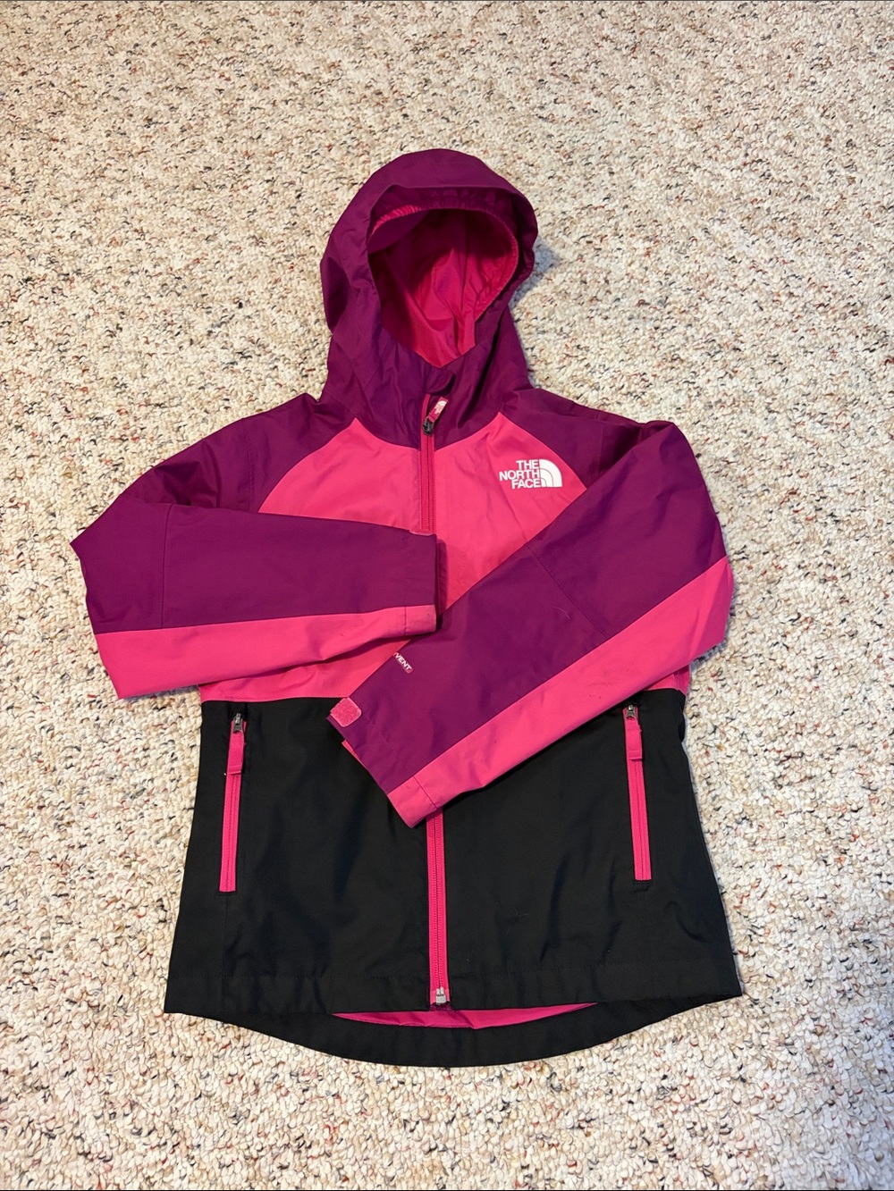 The North Face Girls' Windbreaker Jacket